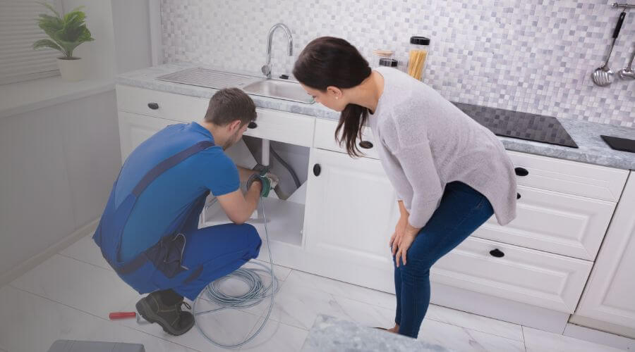 Expert burst pipe repair services in Hamshire, TX